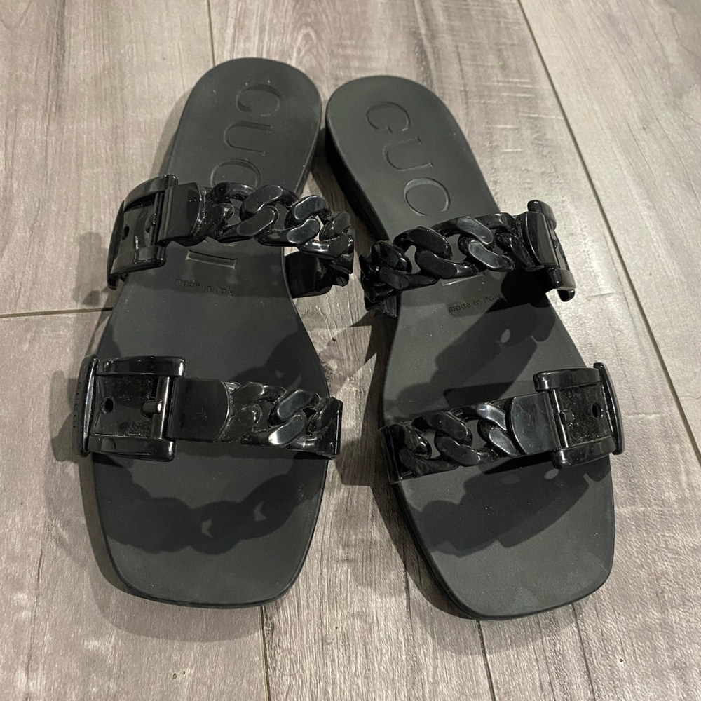 Gucci sandals